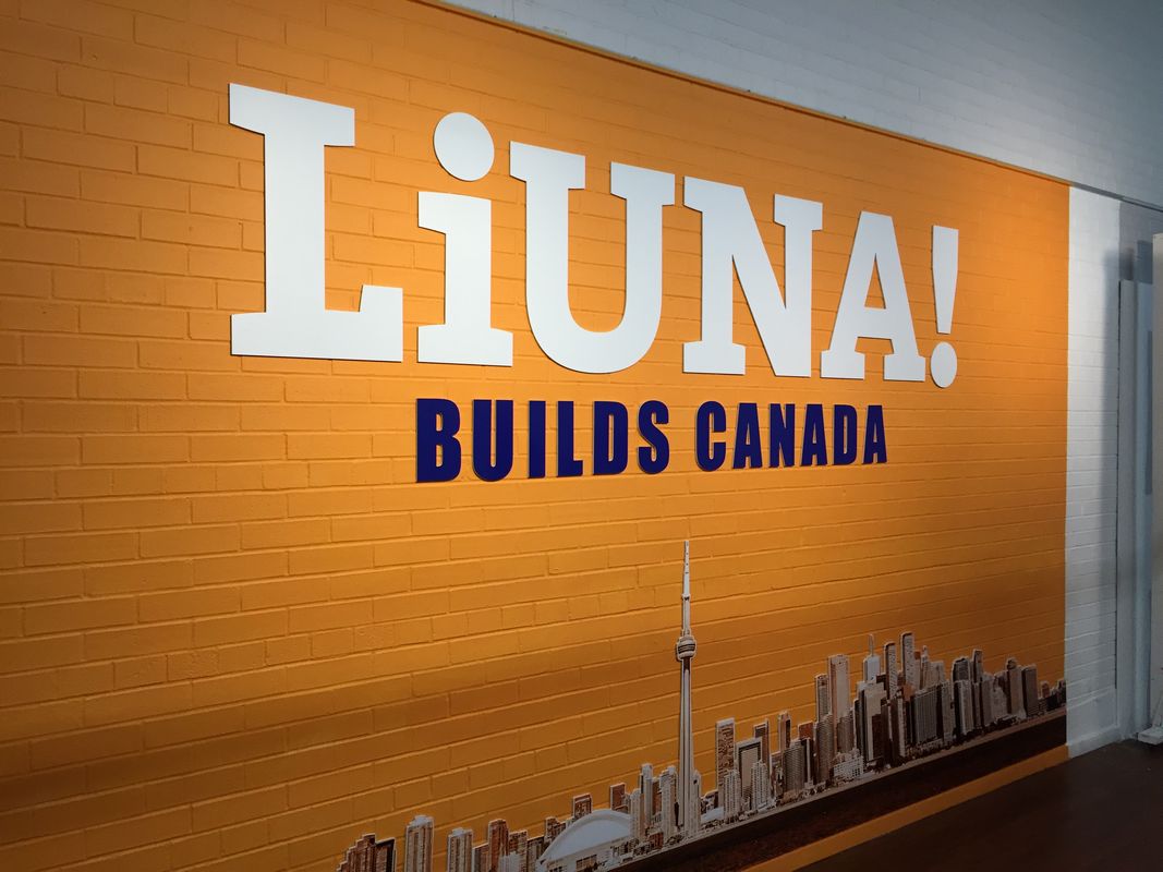 Business wall murals article